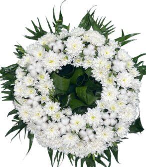 Cotton wreath and chrysanthemums