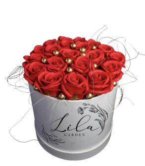 Cutie trandafiri de săpun roșii