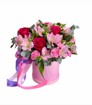 Cutie cu flori roz - Trandafiri și alstroemeria