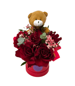 Cutie cu ursuleț și trandafiri