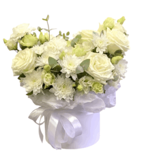 Cutie aniversara cu flori albe