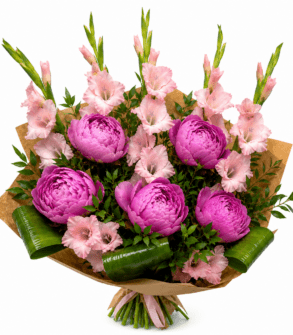 Buchet Bujori și Gladiole în hârtie Kraft